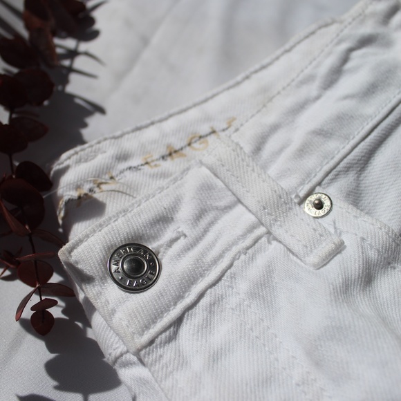 American Eagle Outfitters White Mom Jeans | Size 00 Short | FREE SHIPPING - Picture 6 of 7